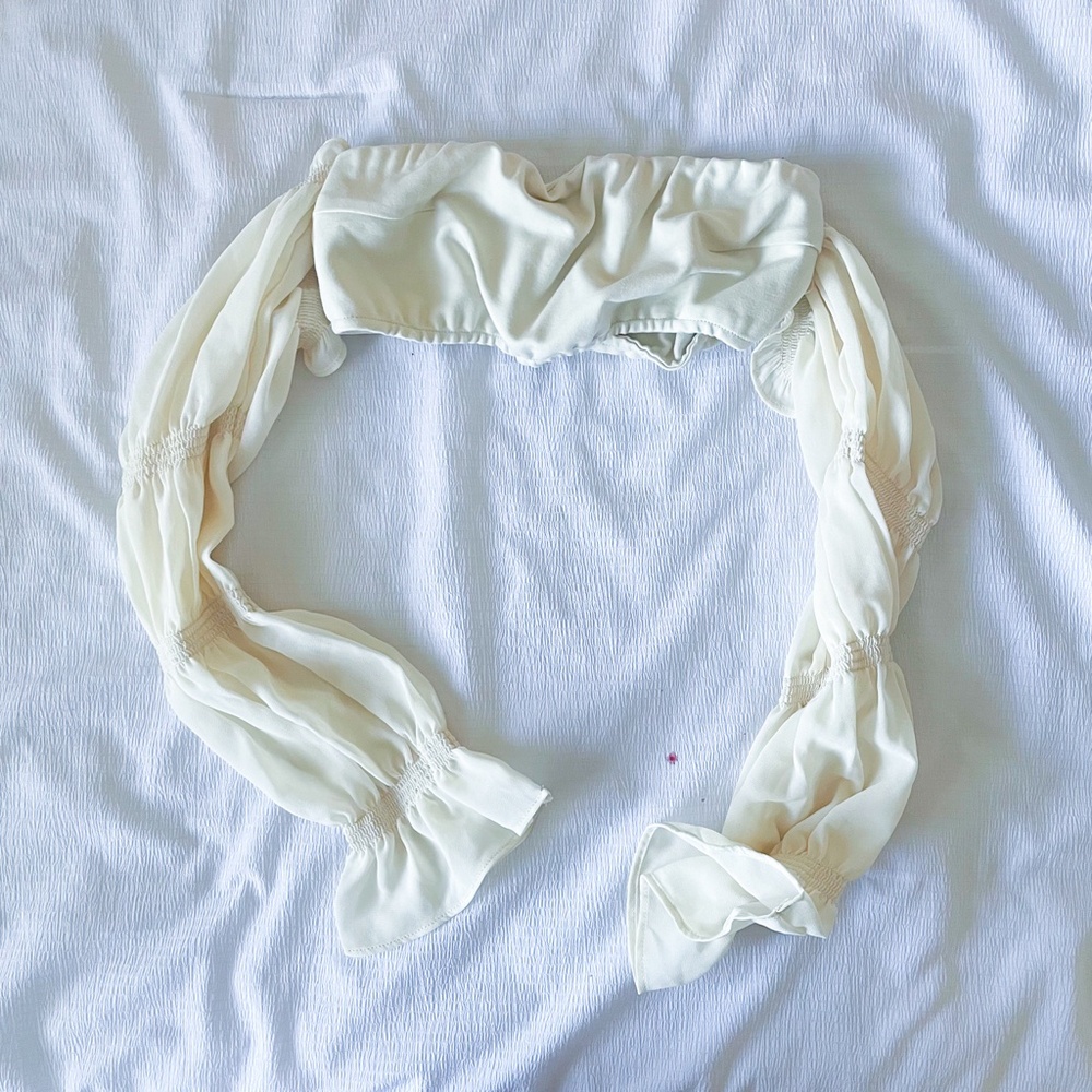 ItsAllWild Ivory Crop Top Size XS - Picture 3 of 6